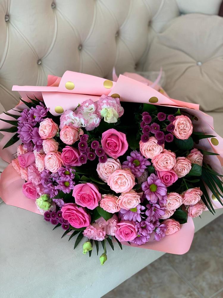 Букет цветов из: Хризантемы, Розы и Лизиантусы в Тоншаево