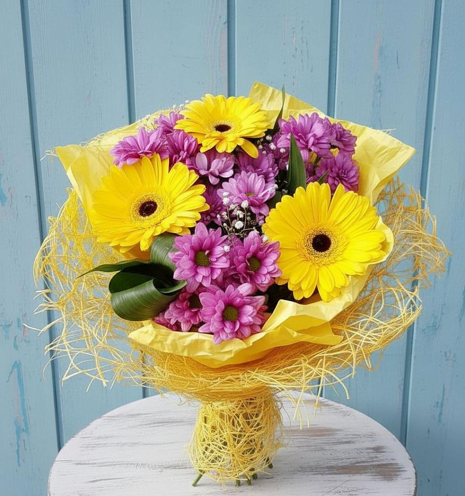 Букет цветов из: Хризантемы и Герберы в Тоншаево